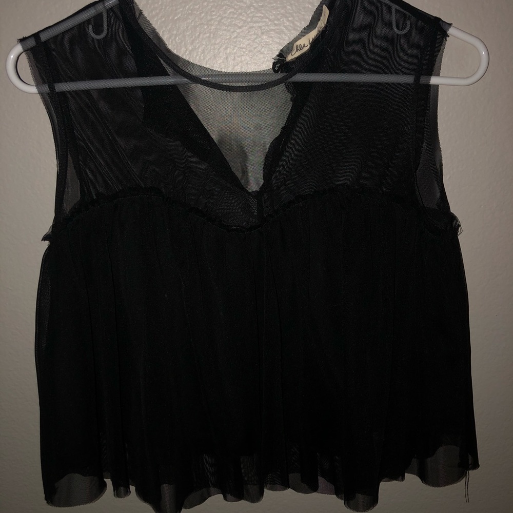 Sheer crop top🖤
